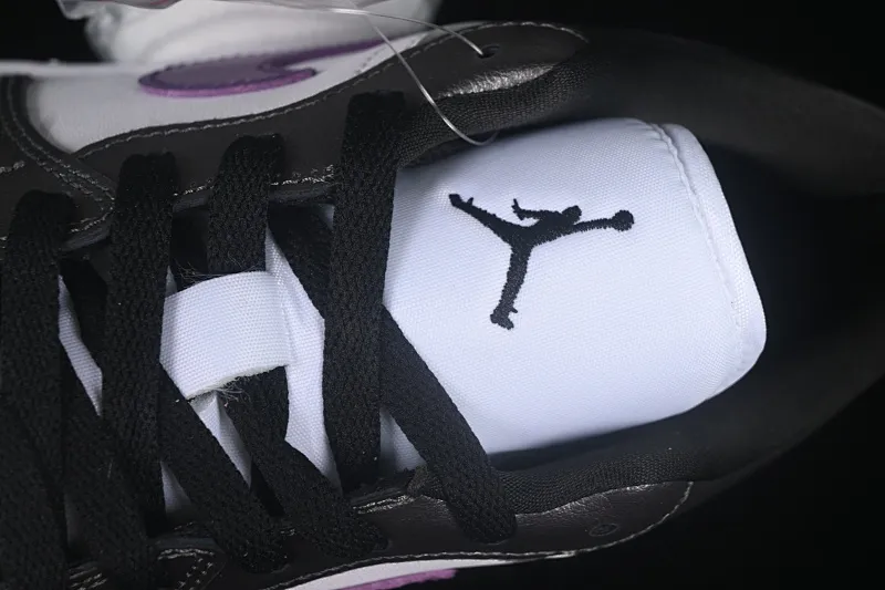 All categories Air Jordan Jordan series basketball shoes Air Jordan 1 Low Air Jordan 1 Low AJ1 Joe 1 Dark Night Purple Low-top cultural and leisure sports sneakers HJ5910-105